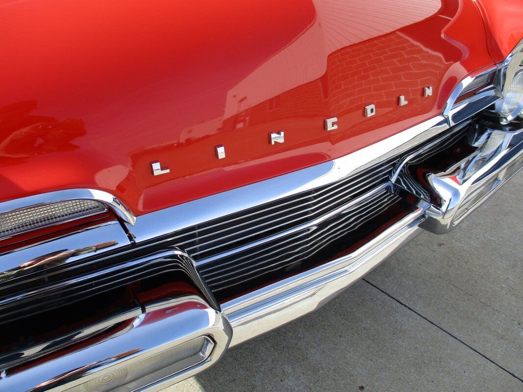 Lincoln-Premiere-Convertible-1957-Red-Black-149270-9