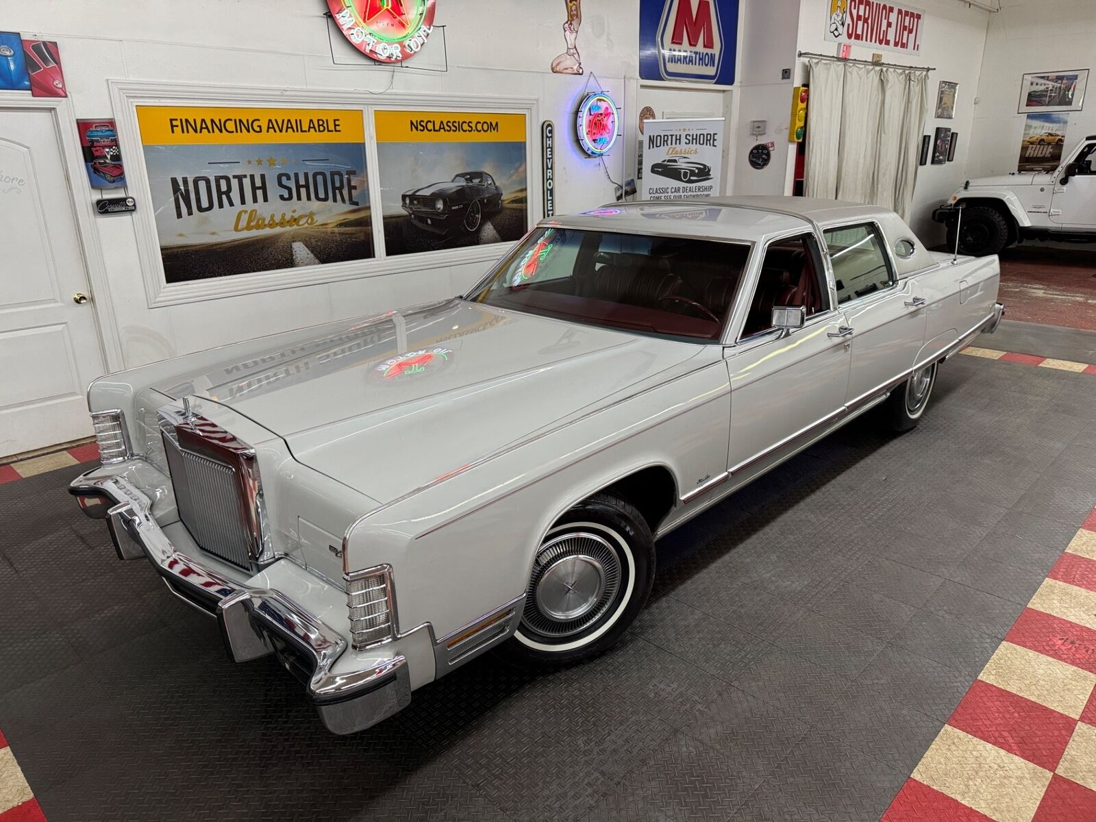 Lincoln Town Car  1977 à vendre