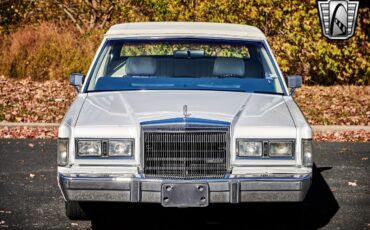 Lincoln-Town-Car-1989-White-White-87976-9