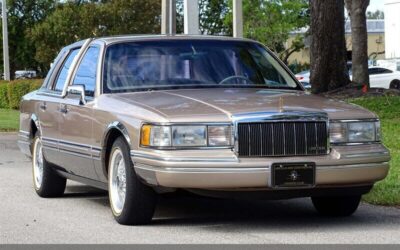 Lincoln Town Car  1992 à vendre