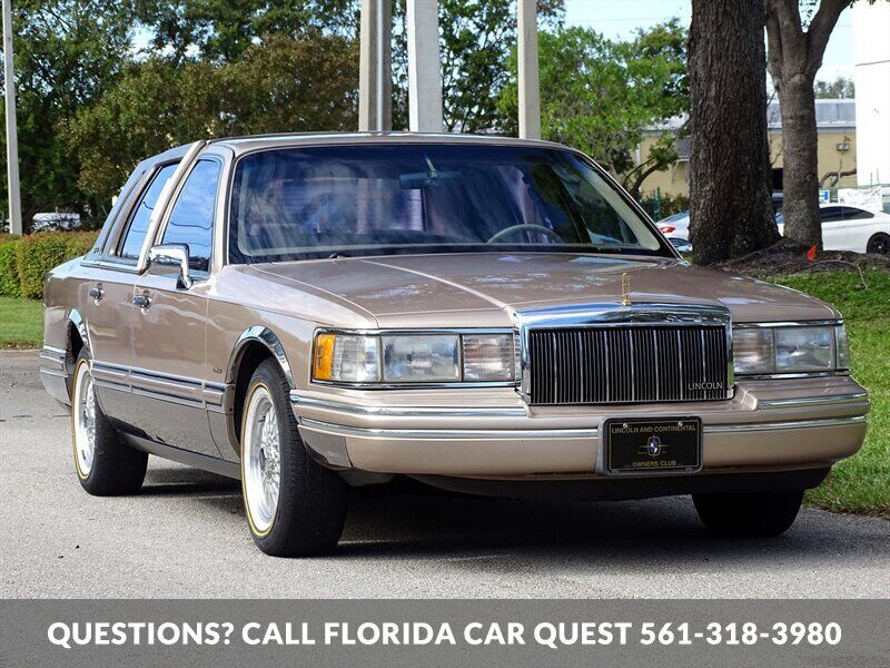 Lincoln Town Car  1992 à vendre