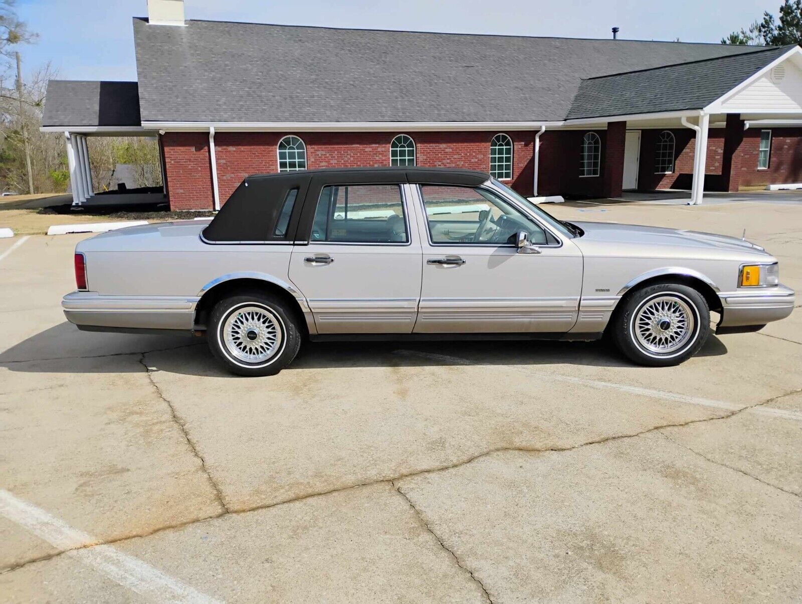 Lincoln-Town-Car-Berline-1991-Silver-Gray-133576-11