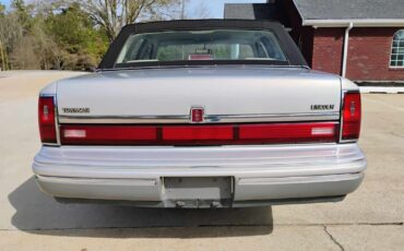 Lincoln-Town-Car-Berline-1991-Silver-Gray-133576-18