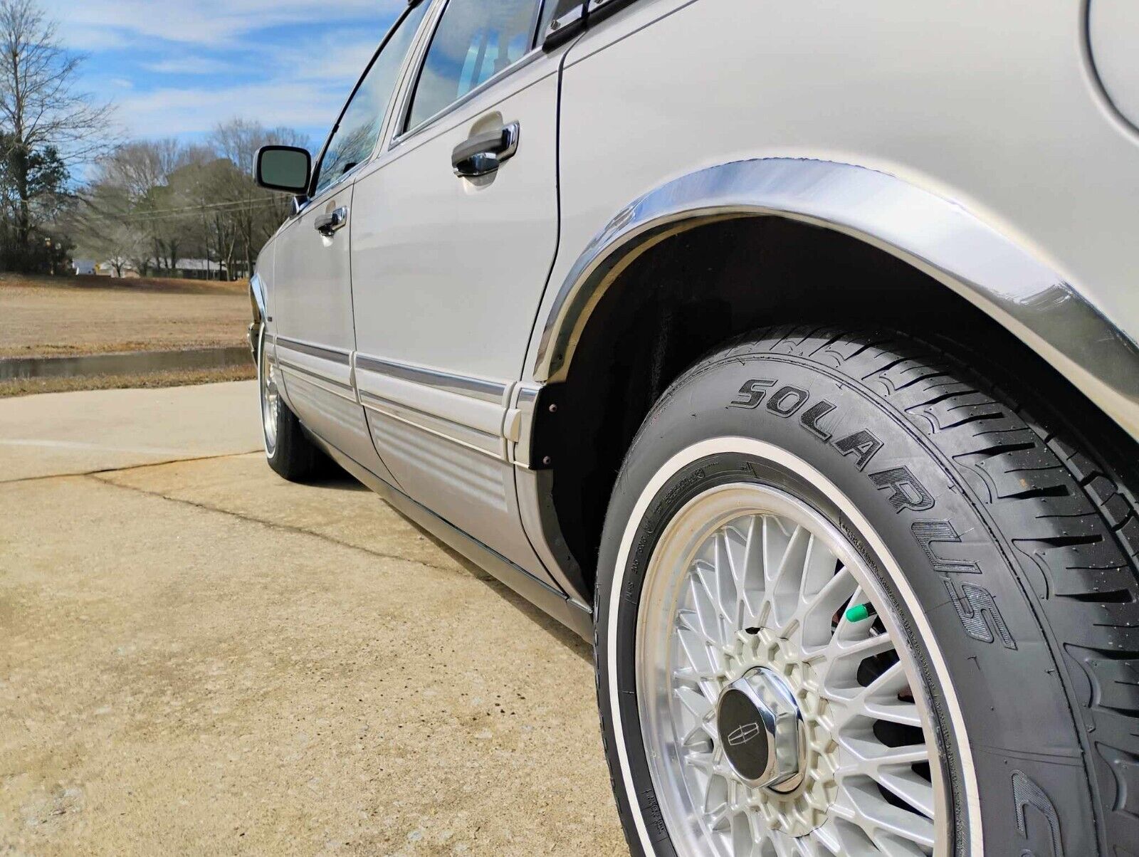 Lincoln-Town-Car-Berline-1991-Silver-Gray-133576-20