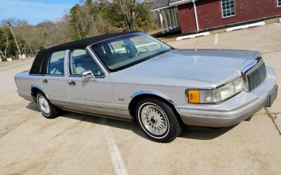 Lincoln Town Car Berline 1991 à vendre