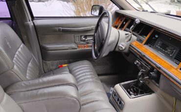 Lincoln-Town-Car-Berline-1993-Silver-Gray-90123-15