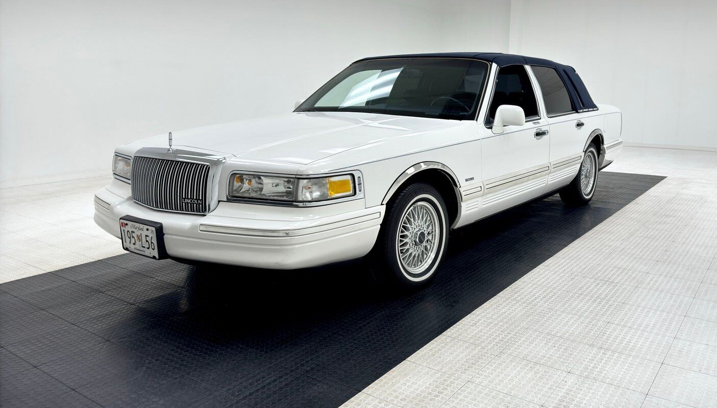 Lincoln Town Car Berline 1995