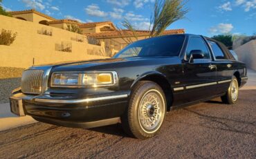 Lincoln-Town-car-congressional-series-1995-black-61155-7