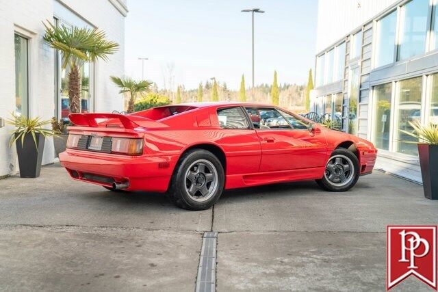 Lotus-Esprit-Coupe-1993-Red-Biscuit-44762-8