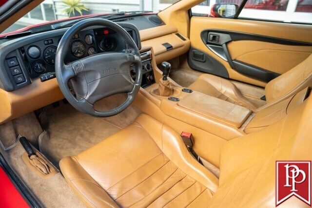 Lotus-Esprit-Coupe-1993-Red-Biscuit-44762-9