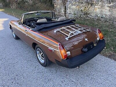 MG-B-Cabriolet-1980-Brown-Brown-72062-3