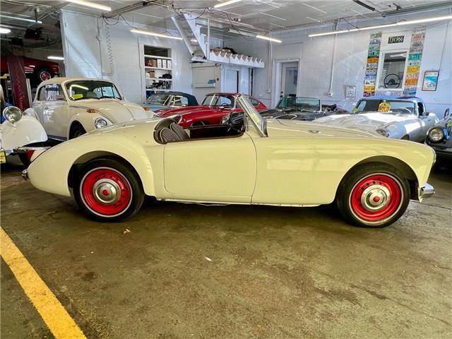 MG-MGA-1956-White-Brown-2-10