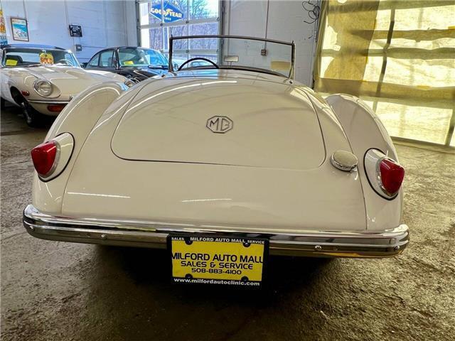 MG-MGA-1956-White-Brown-2-14