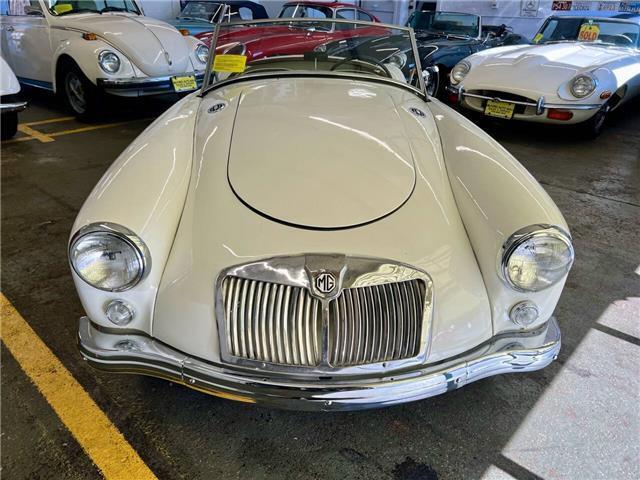 MG-MGA-1956-White-Brown-2-2