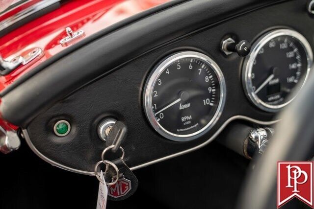 MG-MGA-Cabriolet-1958-Red-Black-11623-19