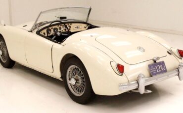 MG-MGA-Cabriolet-1958-White-Black-5884-4