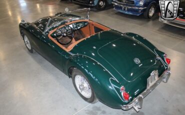 MG-MGA-Cabriolet-1960-Green-Tan-6997-4