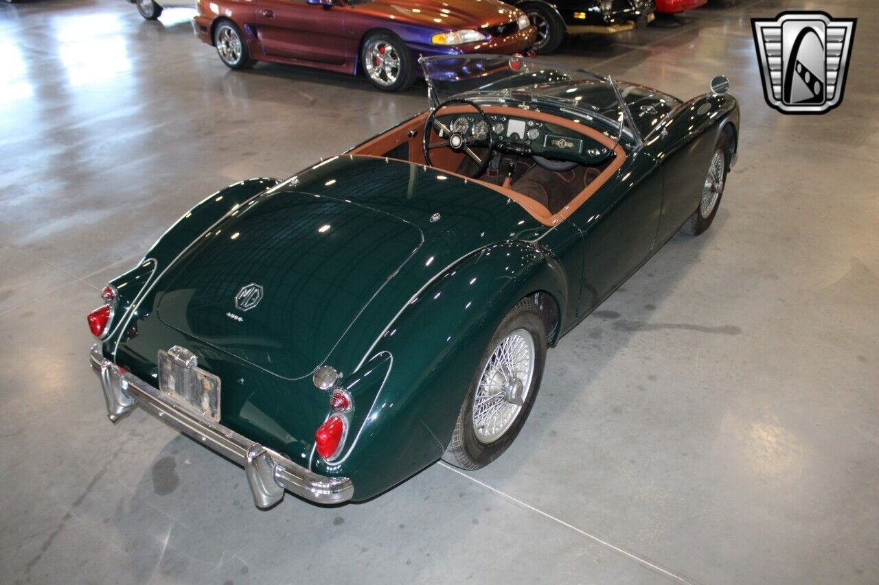 MG-MGA-Cabriolet-1960-Green-Tan-6997-6