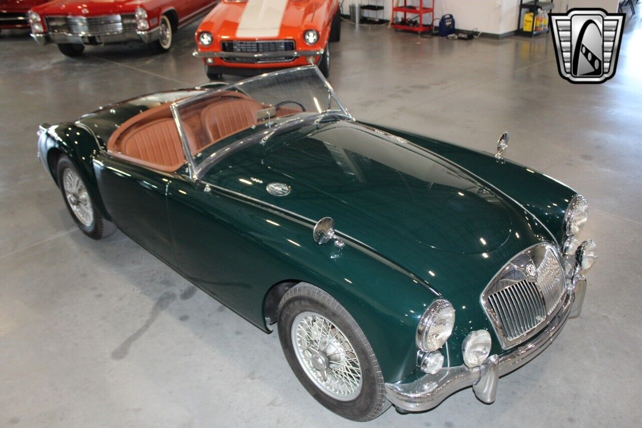 MG-MGA-Cabriolet-1960-Green-Tan-6997-8