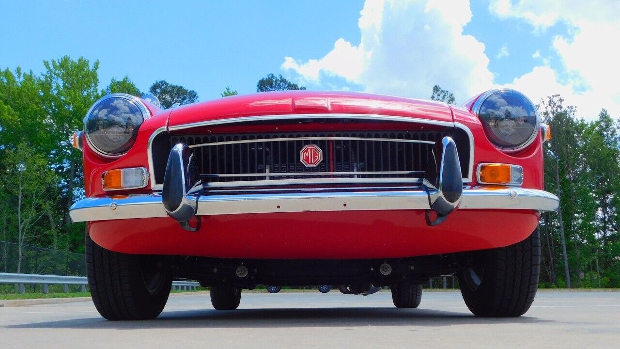 MG-MGB-1970-Red-Black-84540-6