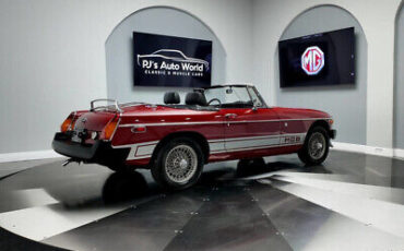 MG-MGB-1977-Burgundy-Black-29789-6