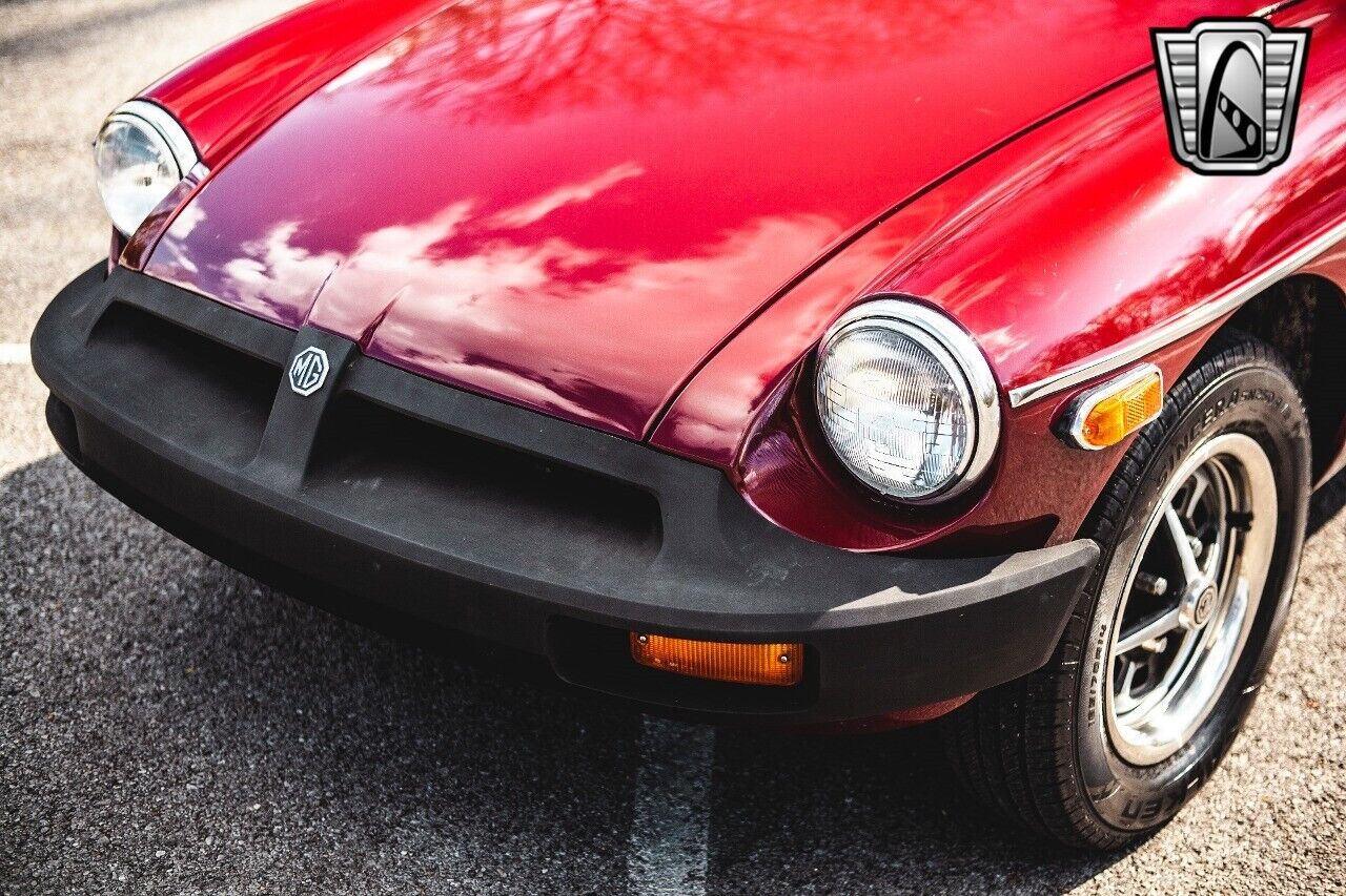 MG-MGB-1979-Red-Black-153140-11