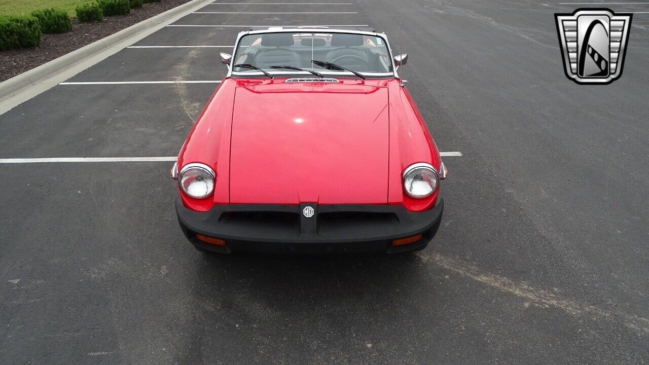 MG-MGB-1979-Red-Black-90361-5