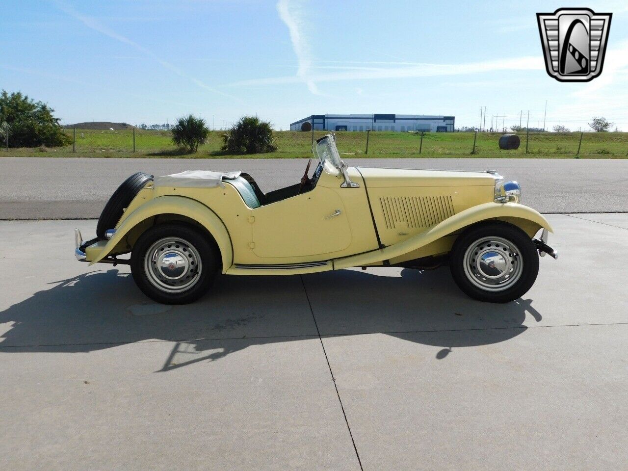 MG-MGB-Cabriolet-1954-Yellow-Brown-93635-3