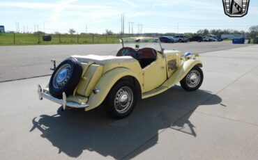 MG-MGB-Cabriolet-1954-Yellow-Brown-93635-7