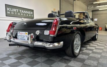 MG-MGB-Cabriolet-1969-Black-Black-130595-2