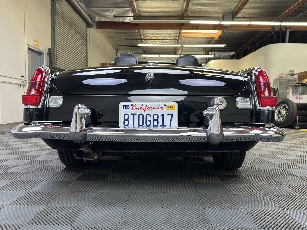 MG-MGB-Cabriolet-1969-Black-Black-130595-3