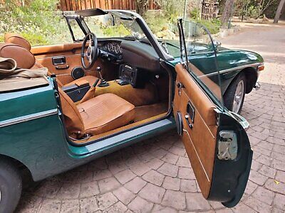 MG-MGB-Cabriolet-1970-Green-Brown-41843-12