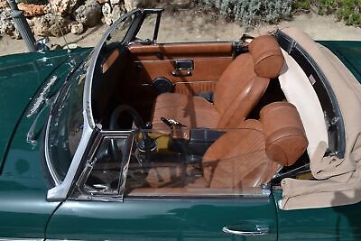 MG-MGB-Cabriolet-1970-Green-Brown-41843-8