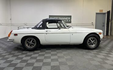 MG-MGB-Cabriolet-1974-White-Black-126121-1