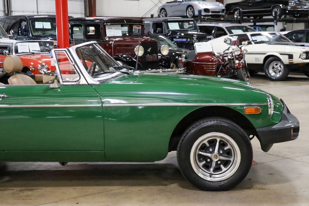 MG-MGB-Cabriolet-1979-Green-Tan-77947-10