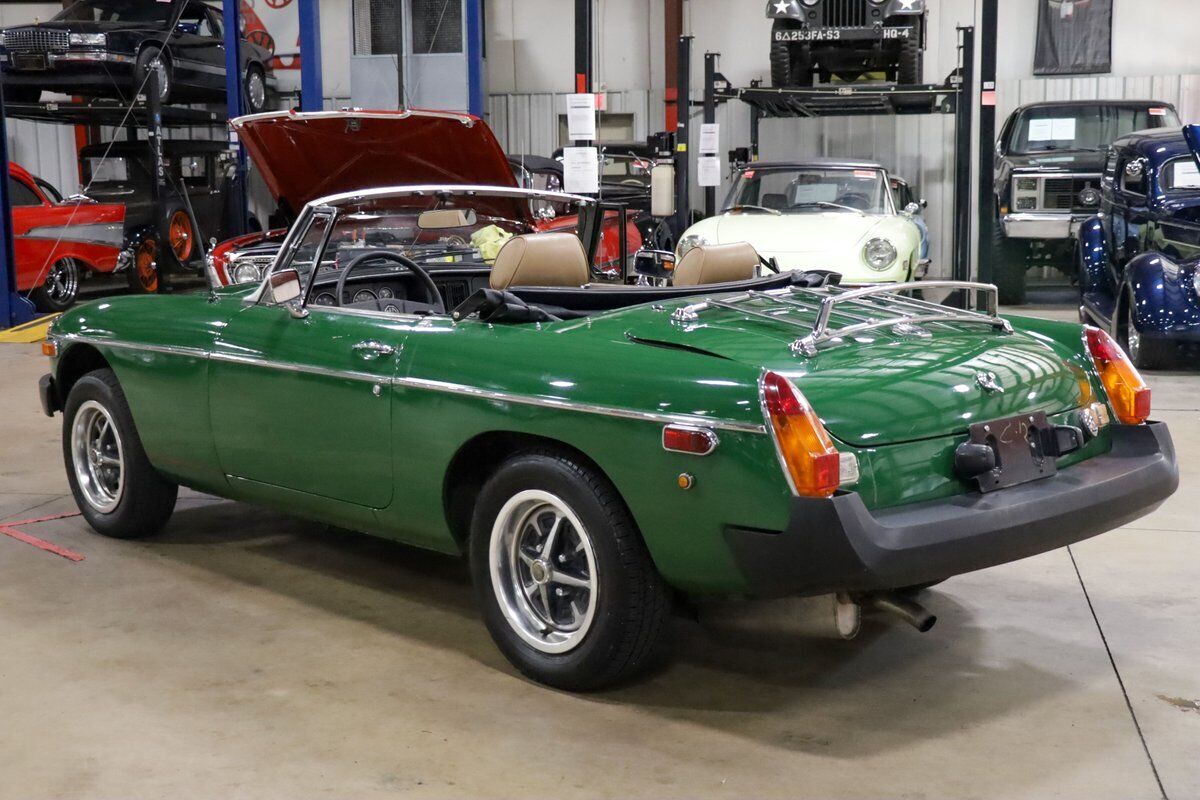 MG-MGB-Cabriolet-1979-Green-Tan-77947-5