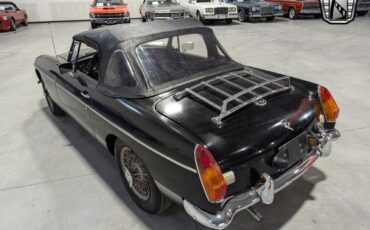 MG-MGB-Cabriolet-1980-Black-BlCK-84717-4