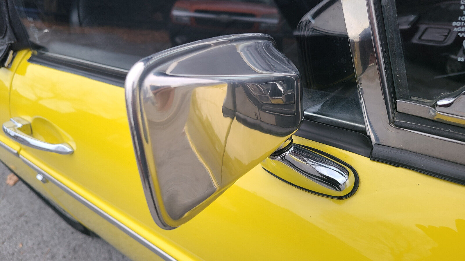 MG-MGB-Cabriolet-1980-Yellow-Black-88900-14