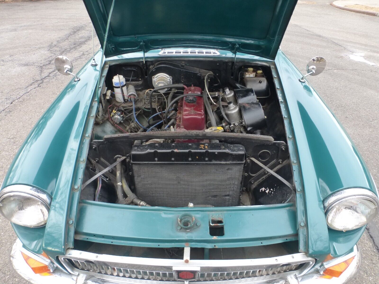 MG-MGB-Coupe-1967-Green-Black-99999-18