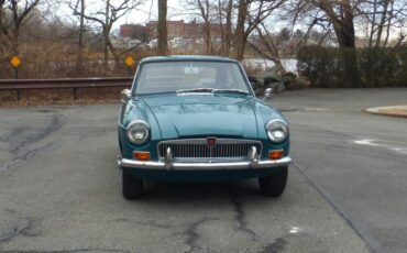 MG-MGB-Coupe-1967-Green-Black-99999-28