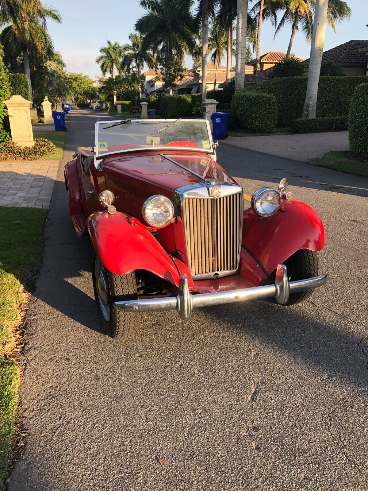 MG-Roadster-Cabriolet-1951-Red-Tan-10139-2