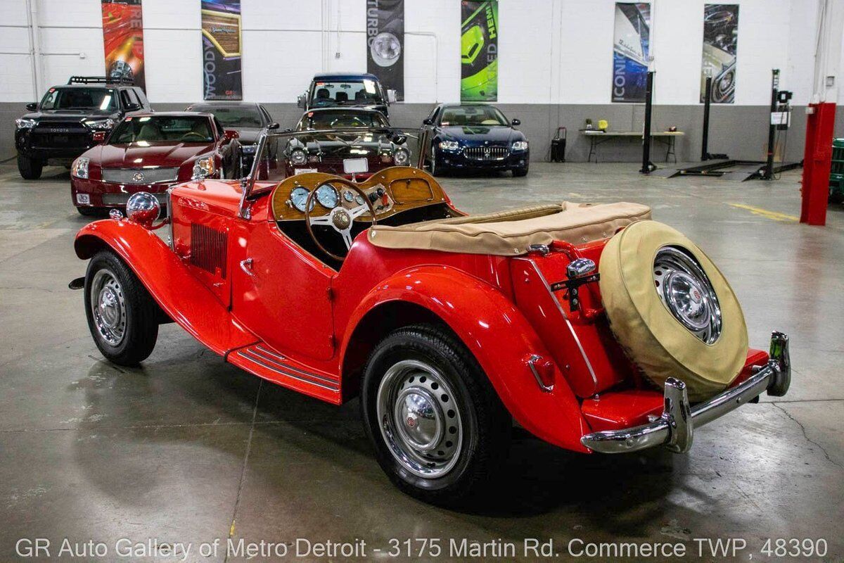 MG-T-Series-1950-Red-Saddle-82635-3