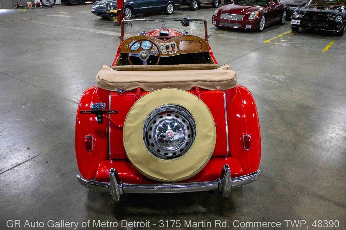 MG-T-Series-1950-Red-Saddle-82635-4