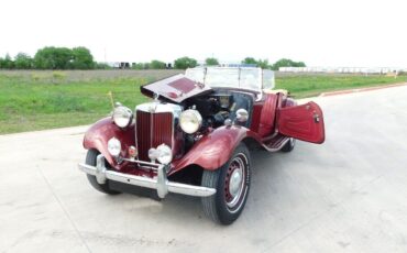 MG-T-Series-1951-Auburn-Maple-Metallic-Red-68804-10