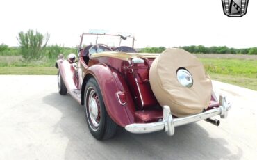 MG-T-Series-1951-Auburn-Maple-Metallic-Red-68804-4