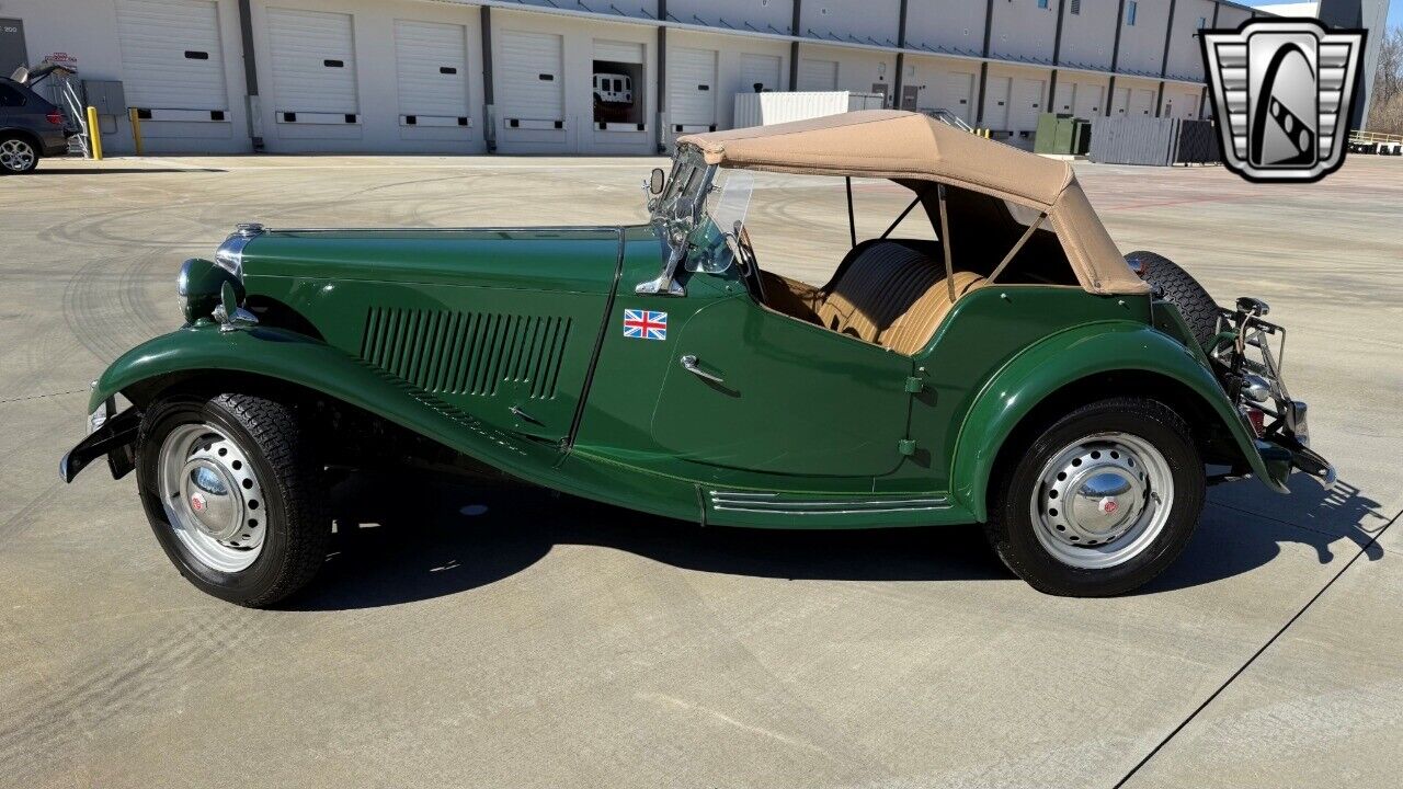 MG-T-Series-Cabriolet-1951-Green-Tan-3685-4