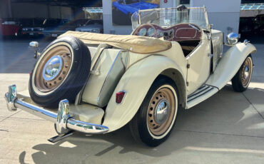 MG-T-Series-Cabriolet-1951-Yellow-Brown-1550-4