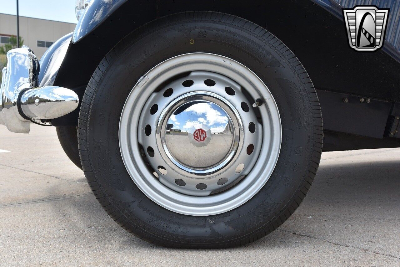 MG-T-Series-Cabriolet-1952-Blue-Gray-10878-10