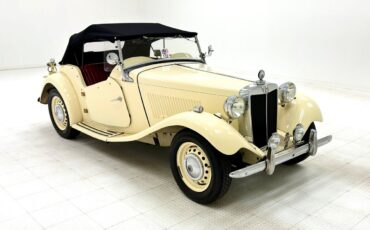 MG-T-Series-Cabriolet-1952-Cream-Red-78147-9