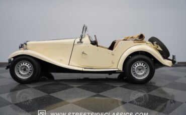 MG-T-Series-Cabriolet-1952-Cream-Tan-946-2